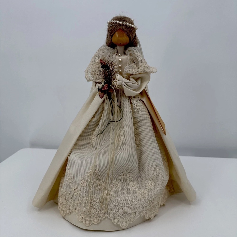 VINTAGE PINE BARONESS DOLL 12" BRIDE ARTIST E.L. KRAUSE MADE IN U.S.A